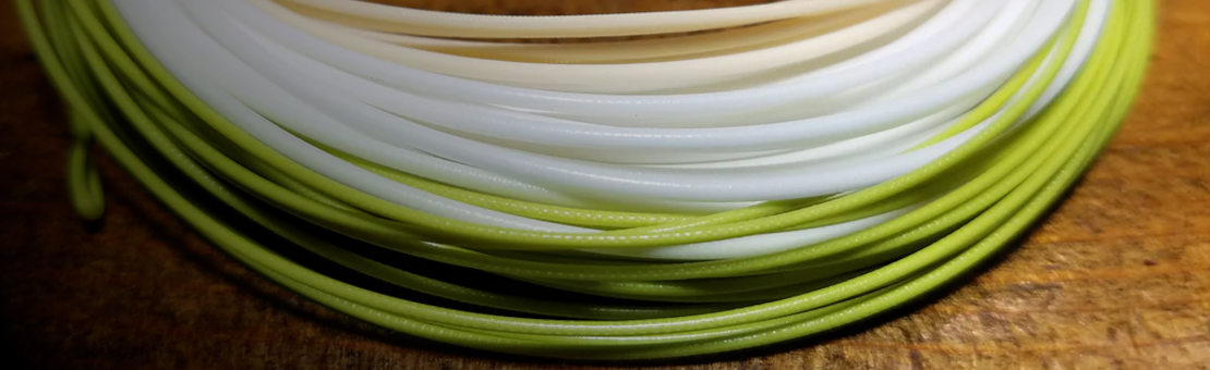 Tu trouveras les excellentes soies Triangle Taper en vente ici...